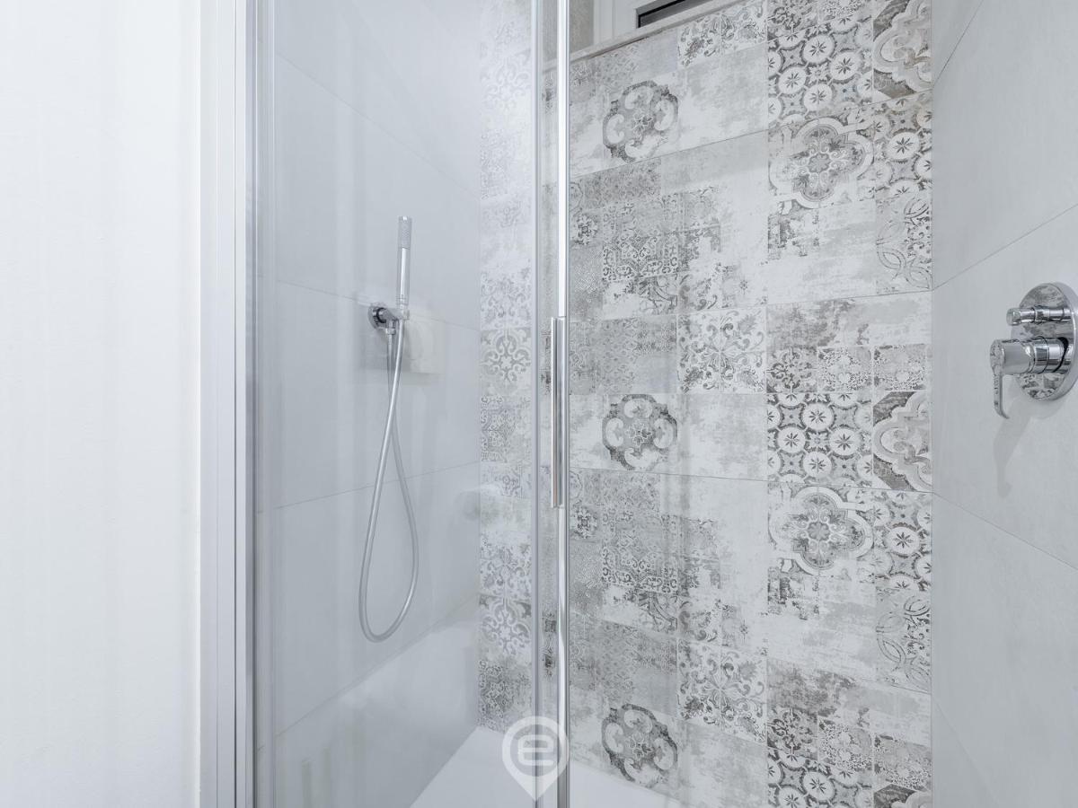 Baylle Residence House Каляри Екстериор снимка